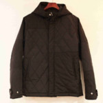 モデムデザインの軽量冬アウター