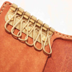 革小物の新ブランド”liberta”