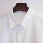 LAMONDの白シャツ