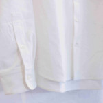 LAMONDの白シャツ