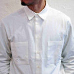 LAMONDの白シャツ