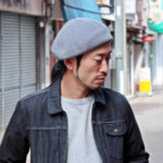 ニットベレーも浅め！