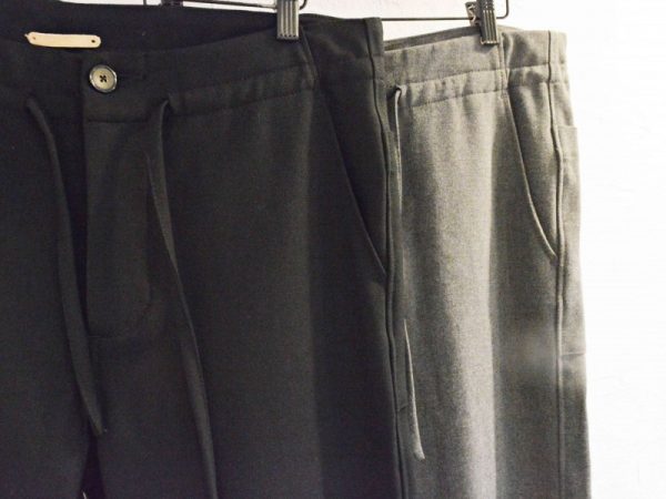 LAMONDのリラックスパンツ