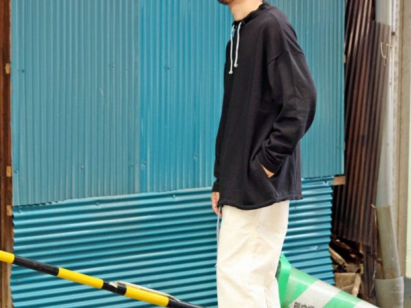 ionoiの新作スウェット