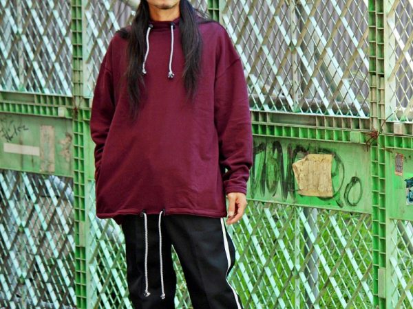 ionoiの新作スウェット