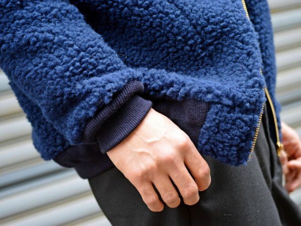 久しぶりに復活したサニースポーツのフリースブルゾン