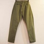 シームレスパンツ