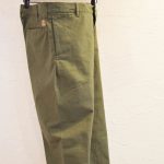 シームレスパンツ