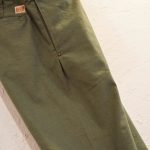 シームレスパンツ