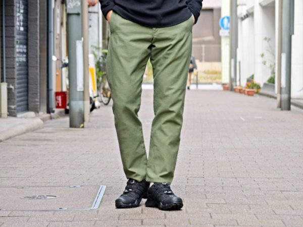 シームレスパンツ