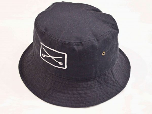 ネセサリーのBBQ HAT