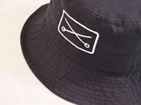 ネセサリーのBBQ HAT