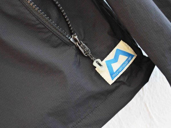 MOUNTAIN EQUIPMENTのカーディガン