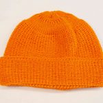 浅めのニットキャップ