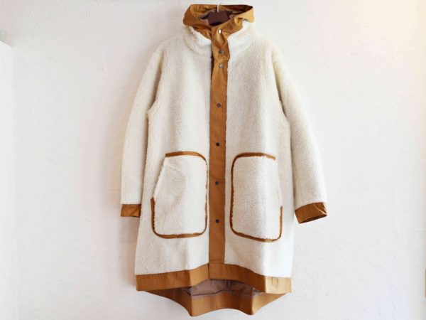 BASISBROEKのロングフードコート