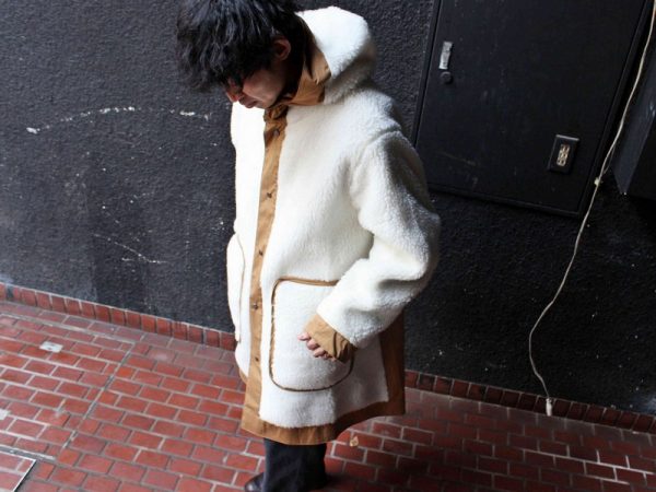 BASISBROEKのロングフードコート