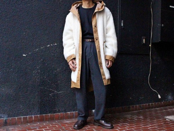 BASISBROEKのロングフードコート