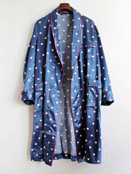 サテンパジャマガウン