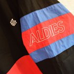 ALDIESのビックトレーナー