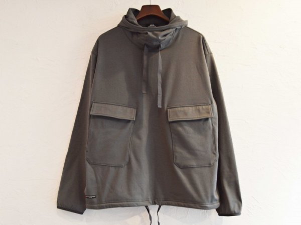 MOUNTAIN EQUIPMENTのサルベージパーカー