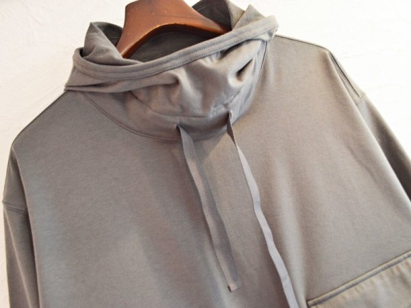 MOUNTAIN EQUIPMENTのサルベージパーカー