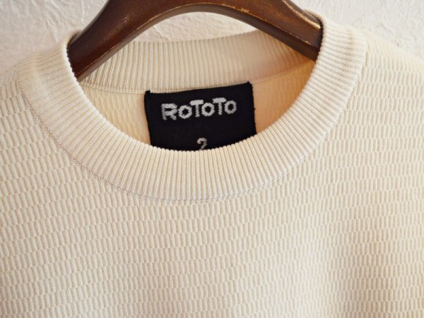 RoToToのコットンセーター