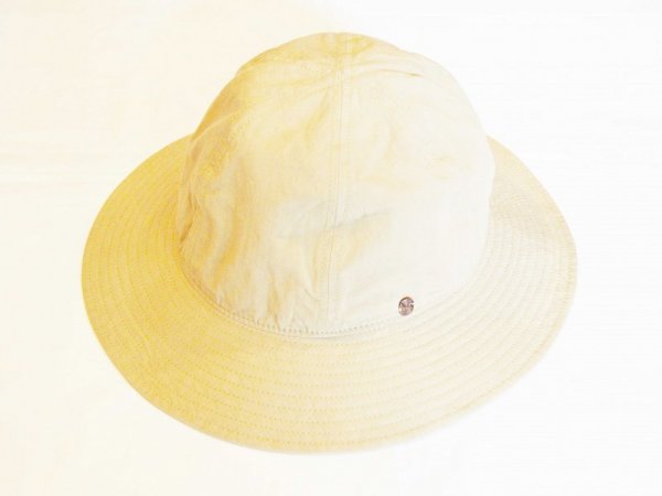 mornoの定番ハットの新素材