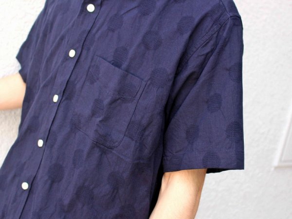 SHARKEY’Sの半袖シャツ