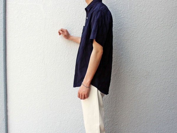 SHARKEY’Sの半袖シャツ