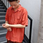 シルクシャツ