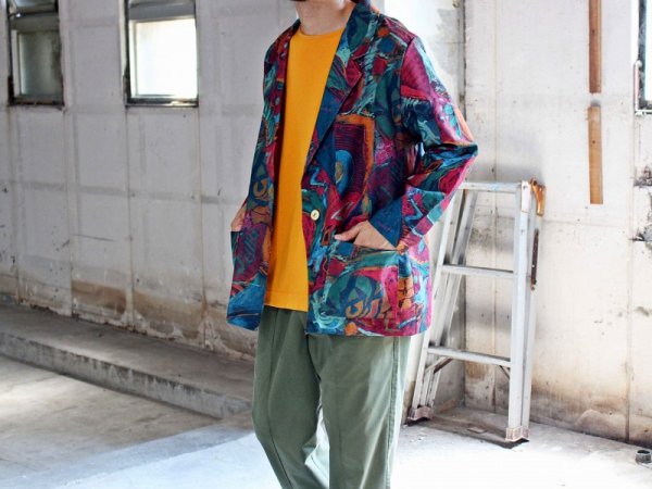 総柄ライトテーラードジャケット