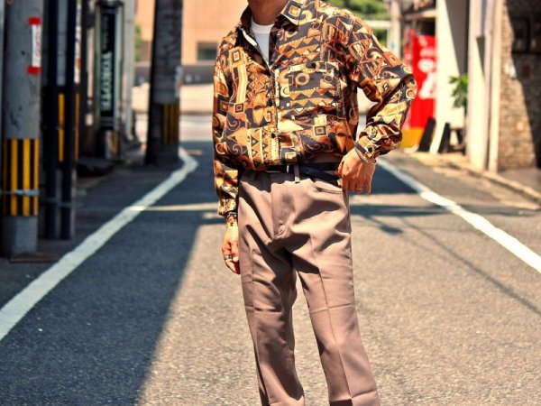 総柄シルクシャツ