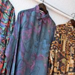 総柄シルクシャツ