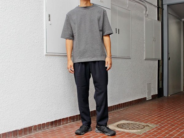 LAMONDの秋のイージースラックス