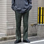 Nasngwam.のJACSONシリーズでスタイリング