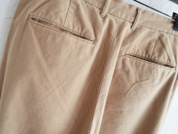 LAMONDのモールスキントラウザー