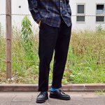 LAMONDのイージーパンツ