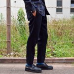 LAMONDのイージーパンツ