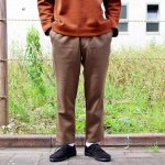 LAMONDのイージーパンツ