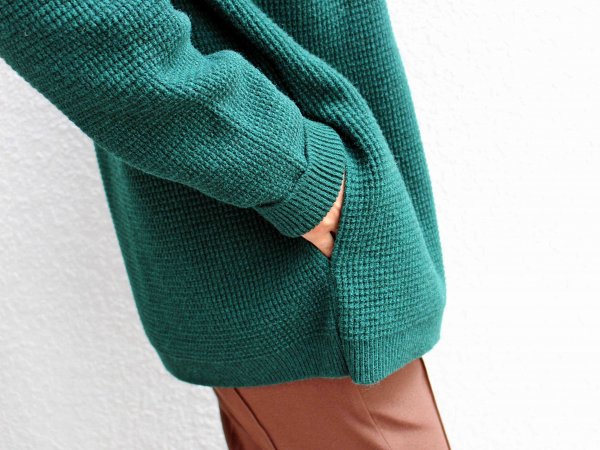 Nasngwam.のYARD CADIGAN