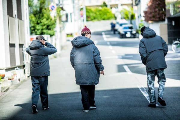 GASHER DOWN～CHARCOAL～