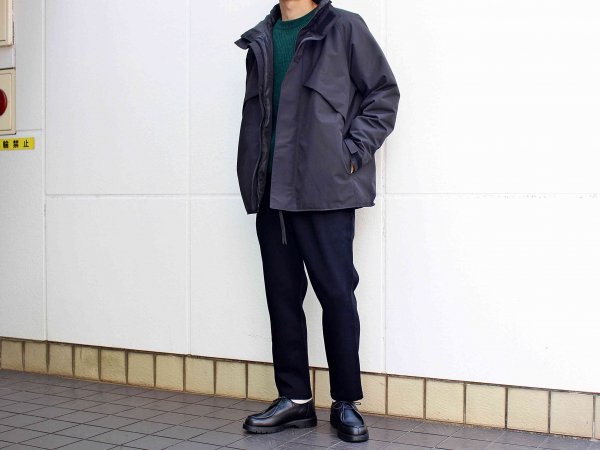 WATER REPELLENT LIGHT DOWN JACKET