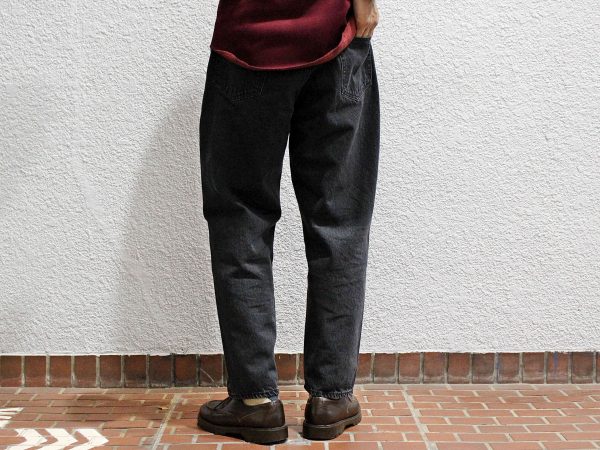 新色ブラックも