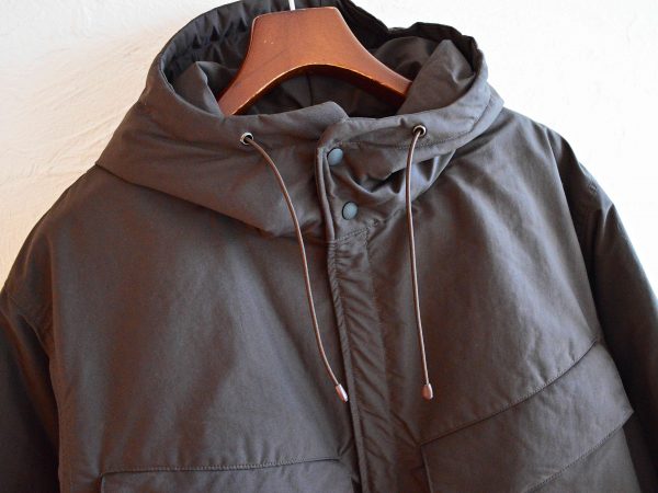 BASISBROEKの暖コート
