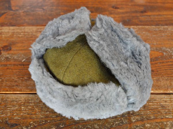 年末スペシャルアイテムのROMANIA ARMYのFLIGHT CAP