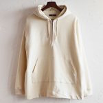 modemdesignのハーフジップパーカー