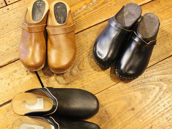 まずは小物から