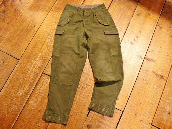 70s SWEDISH MILITARY CARGO PANTS