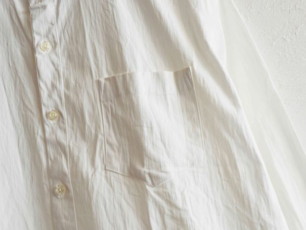 SHARKEY’Sのスタンドカラーシャツ