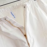 N.O.U.Nの新作パンツ”PIN TUCK”